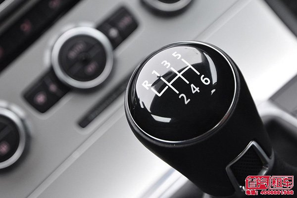 自動(dòng)擋與手動(dòng)擋在其啟動(dòng)的時(shí)候也會(huì)有所不同